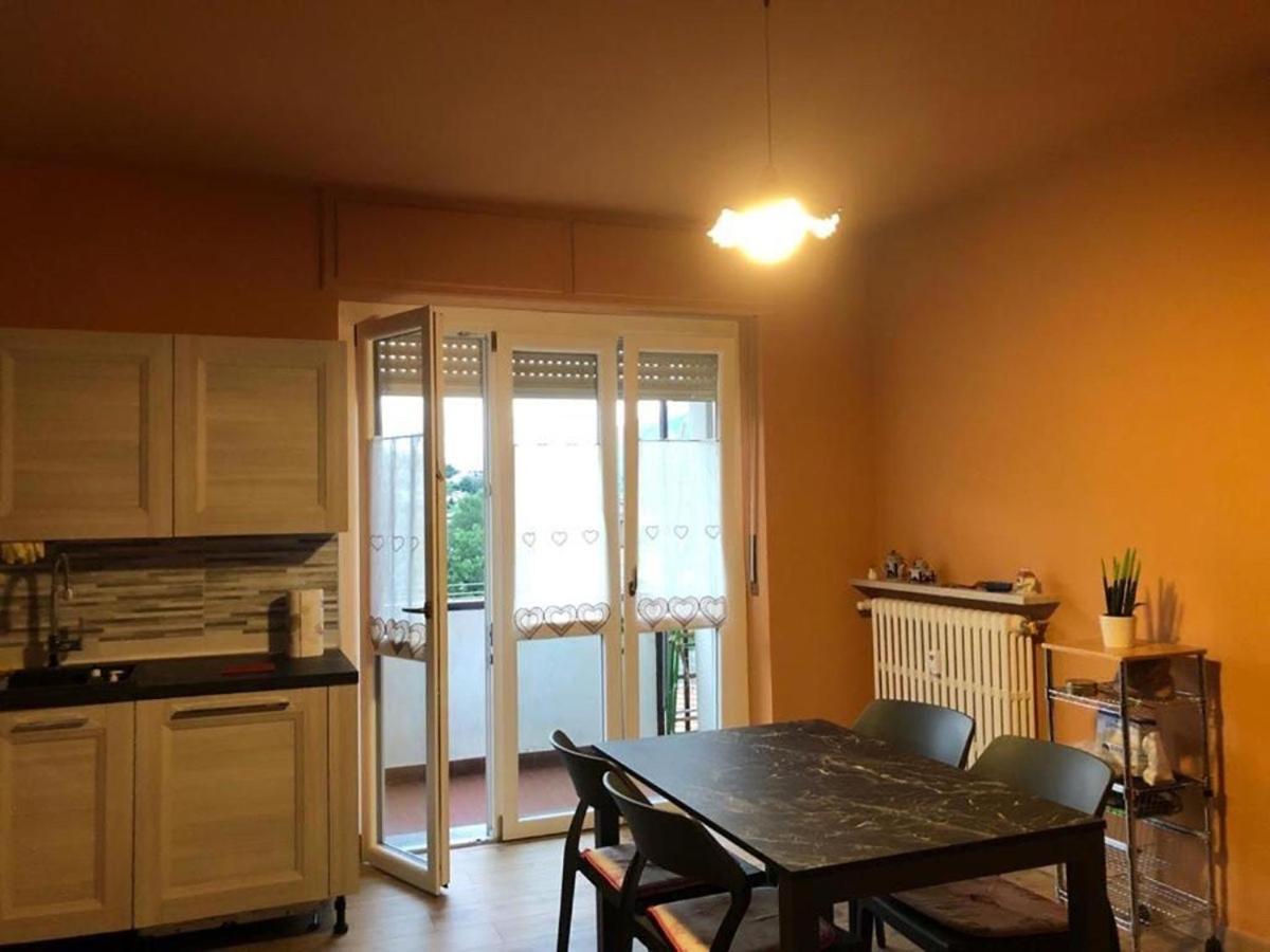 Апартаменты Attico Chez Renee Аоста Экстерьер фото